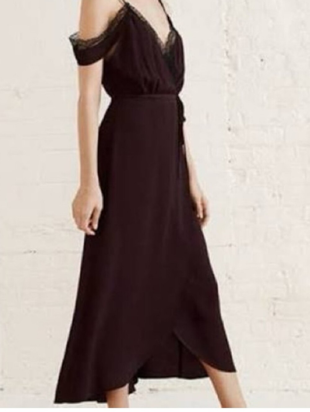 NWOT Reformation Eleanor Lace Trim Wrap Midi Dress Burgundy SZ 2 Made in USA